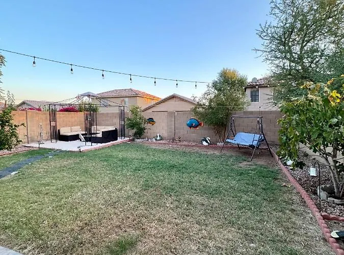 Habitación en casa particular West Phx Cozy King With Private Bathroom Inside A House *